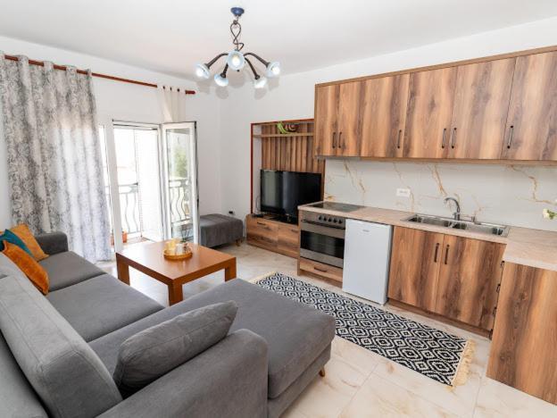 Roel Apartments Саранда Екстер'єр фото